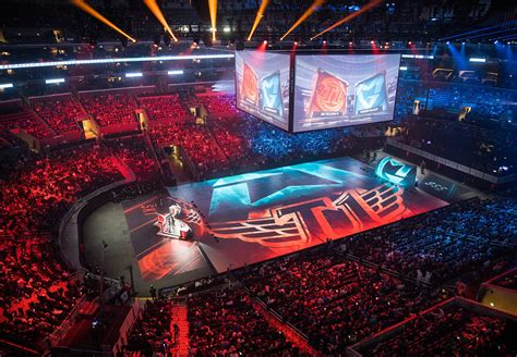 The <strong>League of Legends Worlds</strong> collab with Lil Nas X breathed new life into the MOBA’s esports ecosystem, but Riot has neglected K’Sante for mainstream appeal. . League of legends worlds reddit